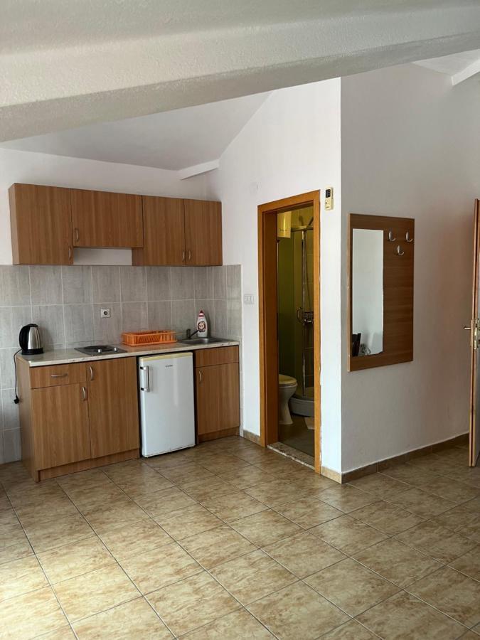 Apartmani Goran I Jelena Zec Budva Kültér fotó