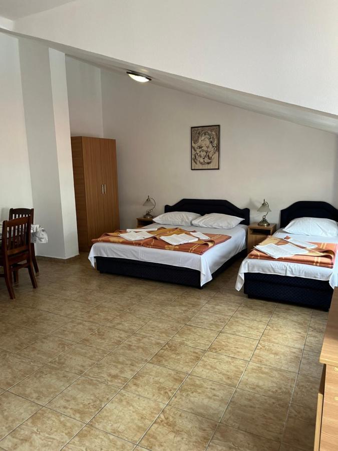 Apartmani Goran I Jelena Zec Budva Kültér fotó