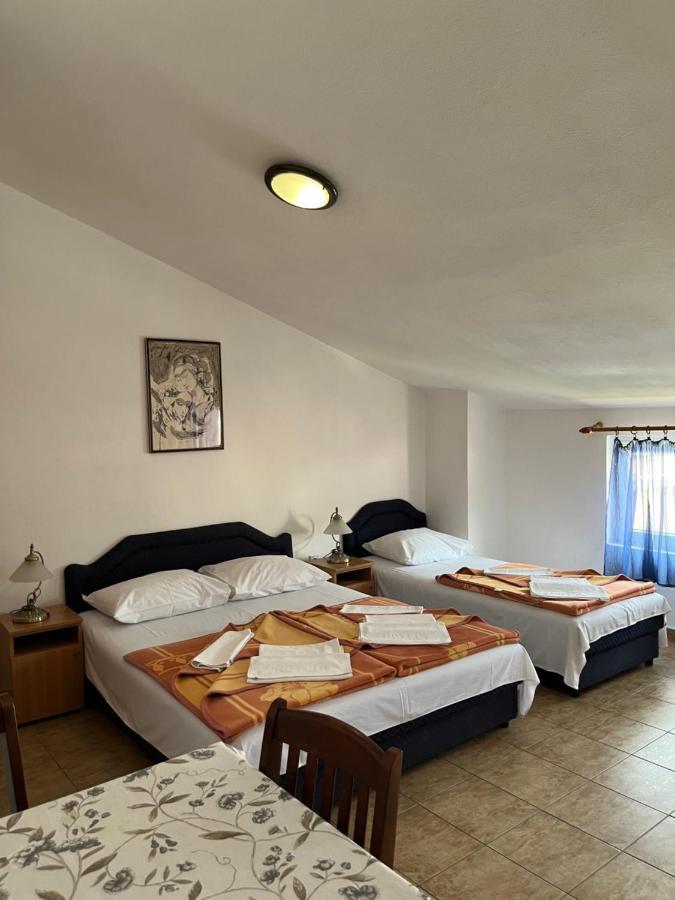 Apartmani Goran I Jelena Zec Budva Kültér fotó