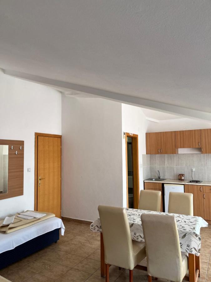 Apartmani Goran I Jelena Zec Budva Kültér fotó